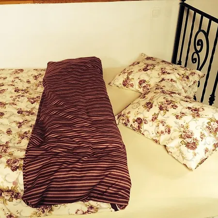 Voeroesmal Vendeghaz * Балатонфюред