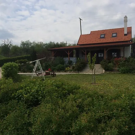 Vörösmál Apartamento *