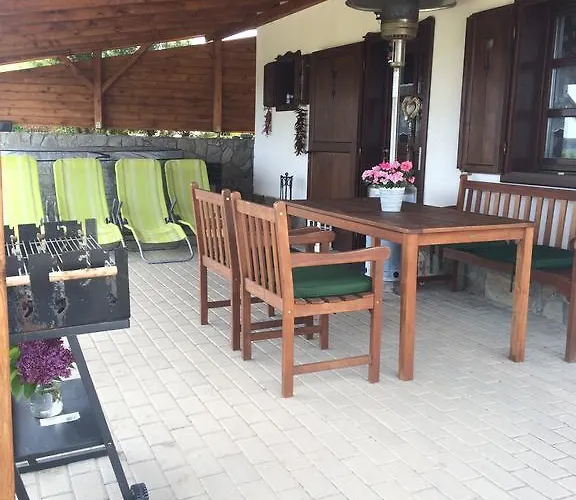 Voeroesmal Vendeghaz Apartman